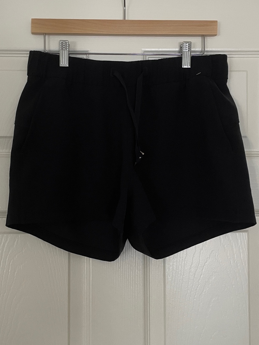 🍋 Lululemon Athletica Black Athletic Drawstring Shorts 🍋